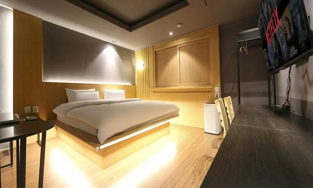 Hotel Feel Green Goyang